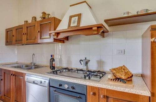 Lamporecchio House | Villa Beboli per 18 pax by Interhome