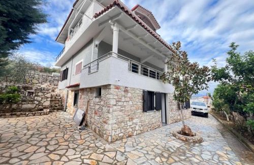 Aliko Apartment | Villa Beka