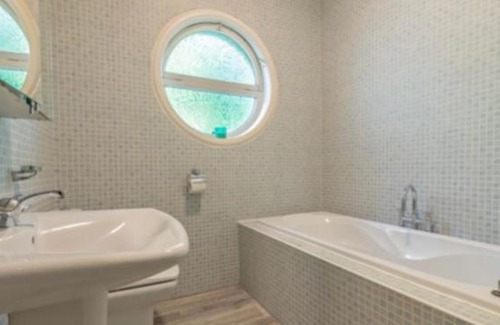 Bearsden Villa | Villa Bella