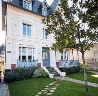 Deauville City Centre Villa | Villa Berry Centre Deauville - Chic & Stylée - Magnifique Jardin