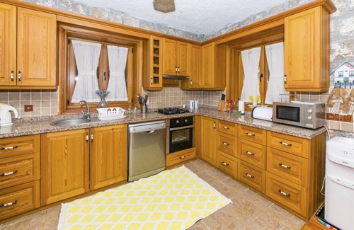 Orhaniye Villa | Villa Beyaz Gul - Four Bedroom Villa, Sleeps 8