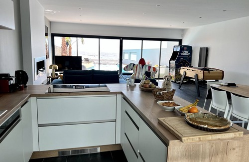 Angoulins Villa | Villa Bord de mer - La Rochelle 8/10 people - Swimming pool/Jacuzzi