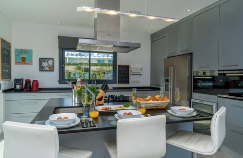 Moravit Villa | Villa Brisa de Mar - Modern and Luxury 5 bedroom villa with sea views in Moraira