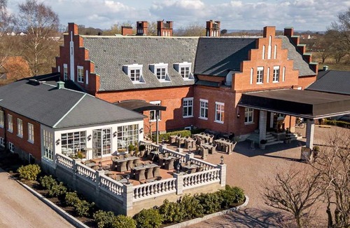 Nyhamnslage Hotel | Villa Brunnby