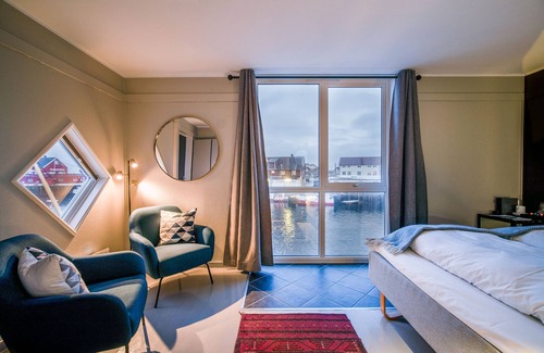 Henningsvaer Hotel | Villa Bryggekanten - by Classic Norway Hotels