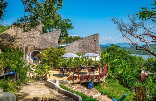 Isla Navidad House | Villa Buganvilia