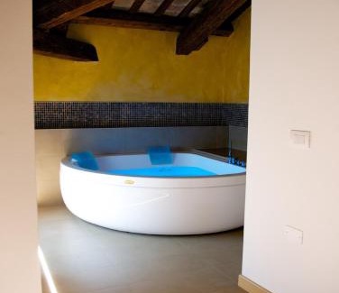 Corno di Rosazzo House | Villa Butussi - L'ospitalità del Vino