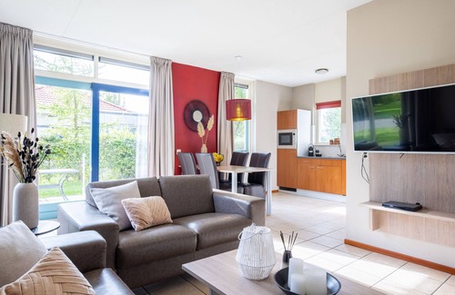 Andijk House | Villa by the Water with Private Jetty