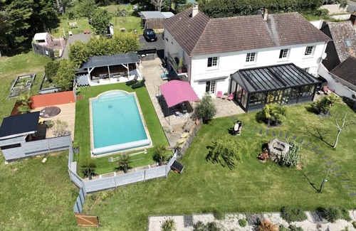 Roeze-sur-Sarthe Villa | Villa Cap Ferret - 10pers - Piscine - Rêve au Mans