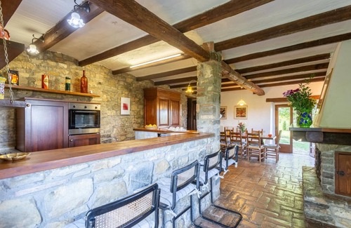 Montegabbione Villa | Villa Caporlese Large Private Pool, WiFi