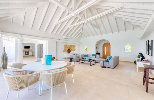 Les Terres Basses Villa | Villa Carisa, a newly remodeled Luxury Retreat in St. Martin