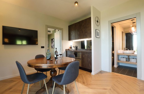 Barolo Apartment | Villa Carla Barolo: Vignarionda Suite