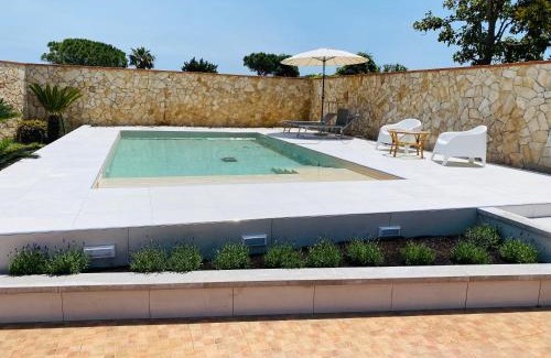 Carrozziere Villa | Villa Carmen con piscina