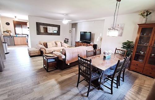 Lliria Villa | Villa 'Casa Segunda' with Mountain View, Wi-Fi and Air Conditioning
