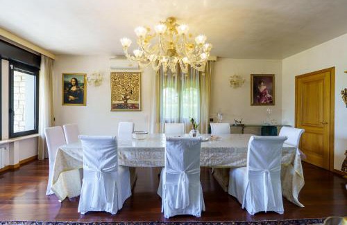 Dalmine House | Villa Celine