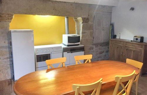 Vimenet House | Villa charmante à Vimenet avec jardin et terrasse