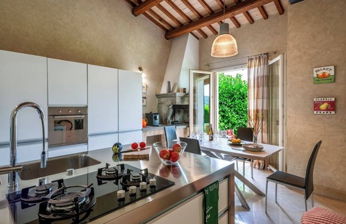 Acqualagna Villa | Villa Colle 7&1 by Marche Holiday Villas