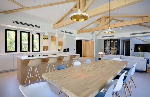 Cote d'Azur- French Riviera House | Villa Contemporaine Avec Accés Privé Plage