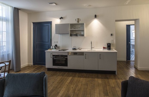 Angouleme Apartment | Villa Cote Plateau
