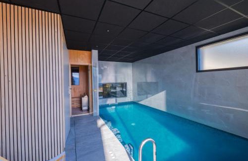 La Combe-de-Lancey Villa | Villa d'expection, 10 personnes avec piscine intérieure