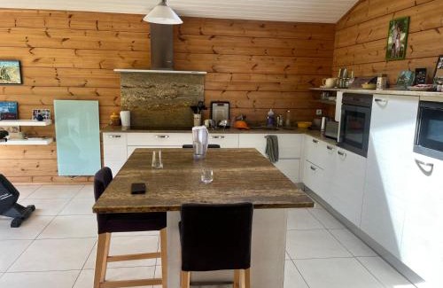 Pibrac Villa | Villa de charme en bois avec Piscine privée calme et proche de Toulouse