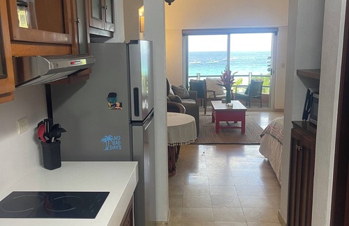 Los Barriles Condo | Villa De Cortez Condo! Beachfront, Sunrises, Fishing and Pickleball await!