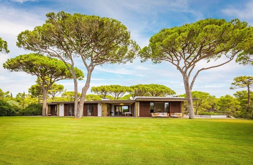 Roccamare Villa | Villa Dei Pini modern luxury with p/pool private access to the sea