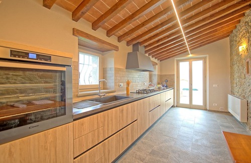 Ferretto Villa | Villa dei Vini – Country house with swimming pool in Cortona, Tuscany.