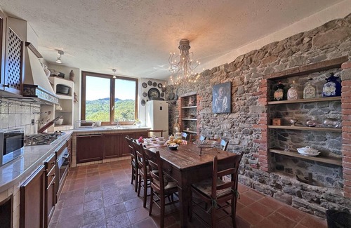 Groppoli Villa | Villa Delia 6 Pax Luxury Country House w/Pool and BBQ near Versilia and 5 Terre