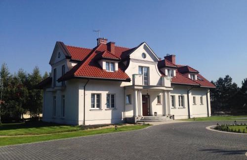Nadarzyn House | Villa Diana