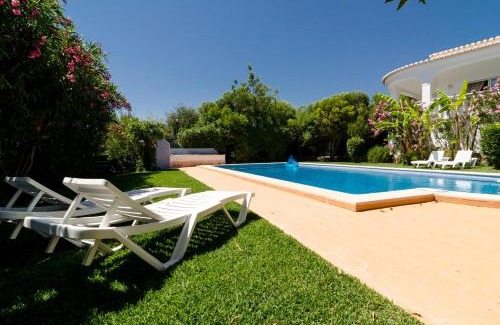 Alcantarilha Villa | Villa Do Monte