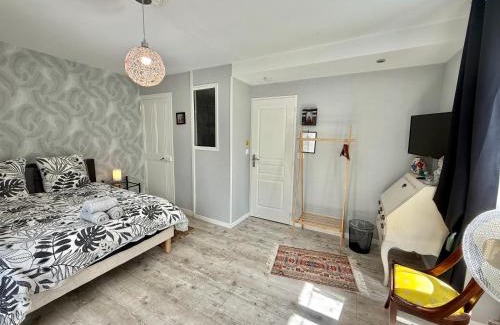 Cenon-sur-Vienne House | Villa du Beau Port