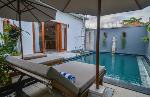 Dencarik Villa | Villa Dua Warna Dencarik
