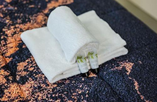Ripamonti Corvetto Villa | Villa Duomo - Jacuzzi e Terrazzo - Cinema - Free Parking - Gym
