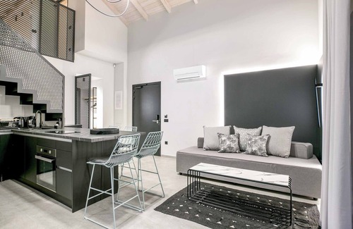 Lygia Villa | Villa Earth - Two Bedroom Villa, Sleeps 4
