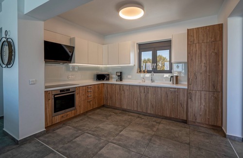 Houdetsi Villa | Villa Eden, Luxus Trifft Idylle für 12 Personen