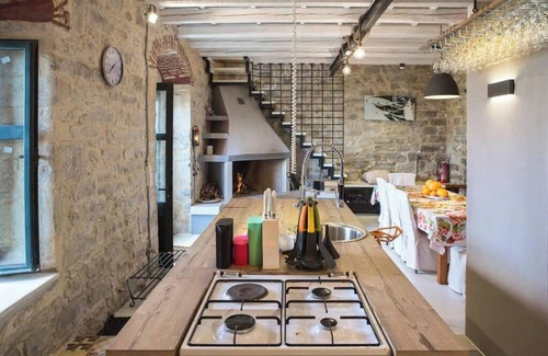 Vlachiana House | Villa Elborgini, where Cretan Land Meets Wine and Culinary Art!