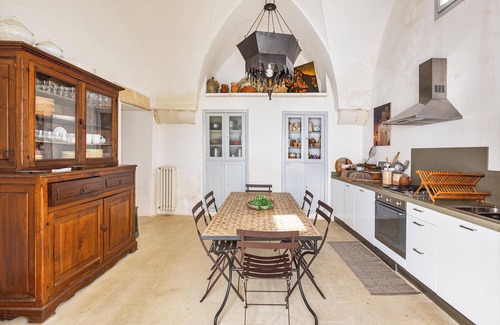Spongano Apartment | Villa Emma by BarbarHouse