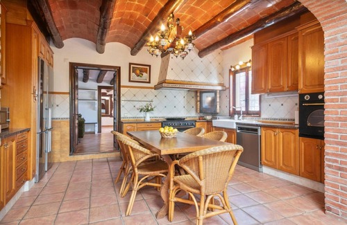 Tordera Villa | Villa 'Encanto' with Mountain View, Wi-Fi and Air Conditioning
