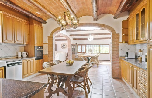 Tordera Villa | Villa 'Encanto Y Mirador' with Mountain View, Wi-Fi and Air Conditioning