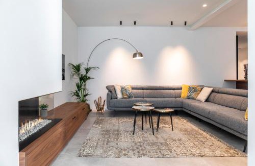 Ieper House | Villa Ernest