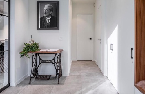 Ieper House | Villa Ernest