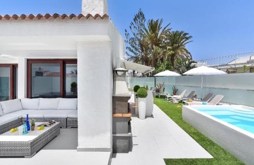 Playa del Ingles Villa | Villa Playa Del Ingles Vista Luxury Retreat In Gran Canaria Private Heated Pool Garden Terrace Bbq Rooftop Solarium With Sea Views Prime,