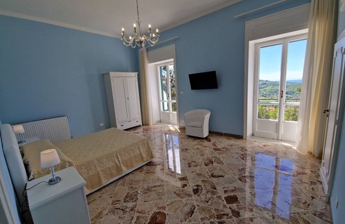 Ogliara House | Villa Esmeralda