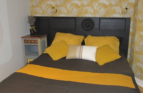 Journiac Bed & Breakfast | Villa EsquirHall, cosy bed and breakfast Côté cour