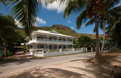 Praslin Island Apartment | Villa Face Mer