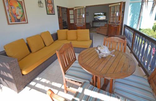 Mammee Bay Villa | Villa Fernando, Ocho Rios Jamaica