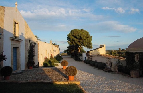 Augusta Villa | Villa Feudale - Brucoli, Sicilia