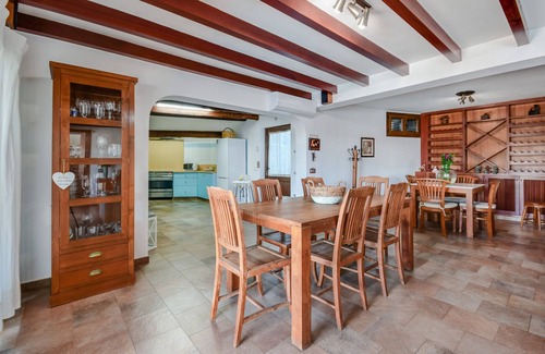 Urbanizacion Famara Villa | Villa "Finca Daniela" with Sea View, Wi-Fi, Pool, Garden & Terrace