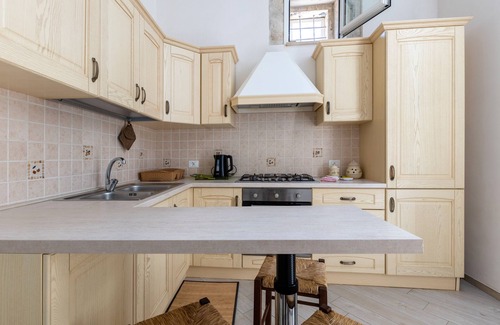 Modica Villa | Villa 'Flavia Con Piscina Privata' with Private Pool, Wi-Fi and Air Conditioning